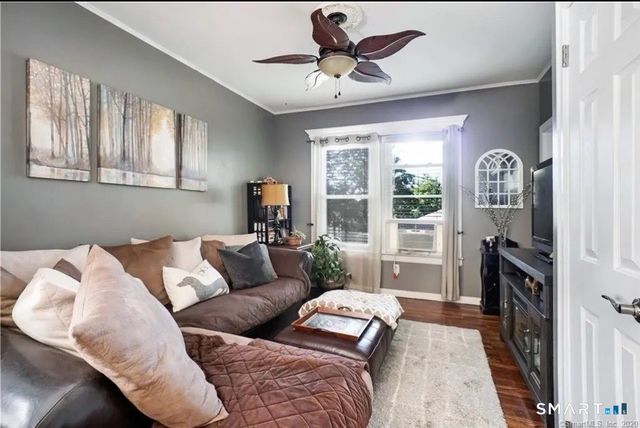 64 Ashland Place, New Haven, CT 06513