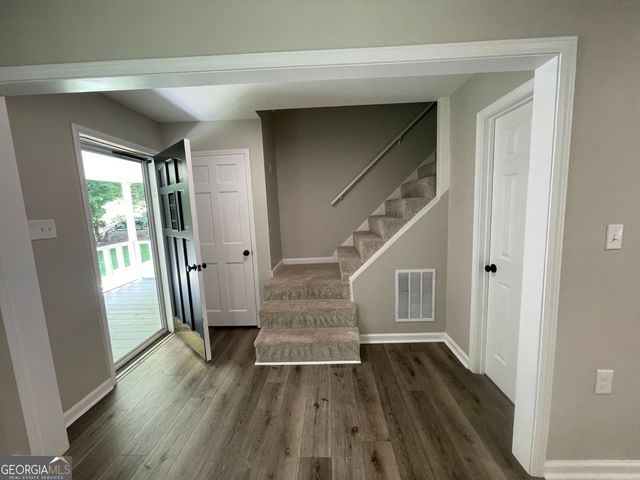 160 Shoal Creek Road, Fayetteville, GA 30215