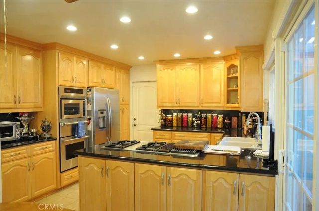 1902 Stonesgate, Westlake Village, CA 91361