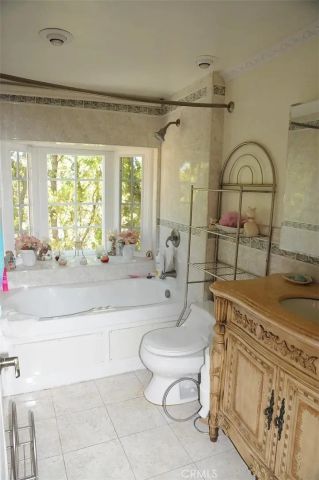 1902 Stonesgate, Westlake Village, CA 91361
