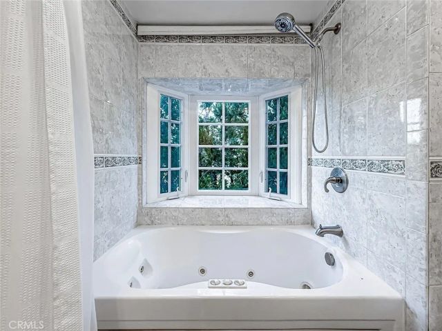 1902 Stonesgate, Westlake Village, CA 91361