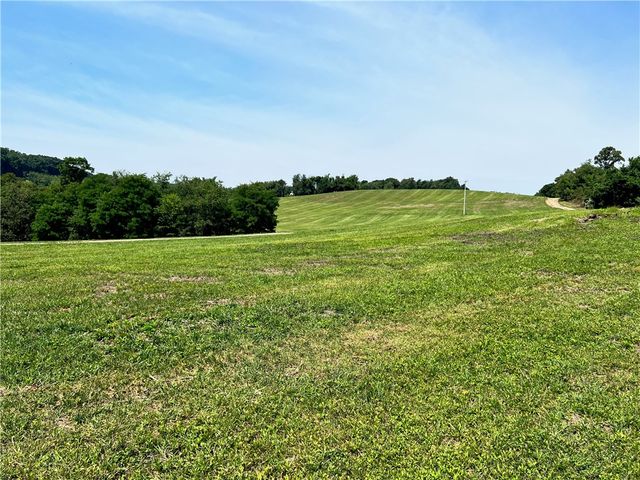 312 Vance, Smith, PA 15021