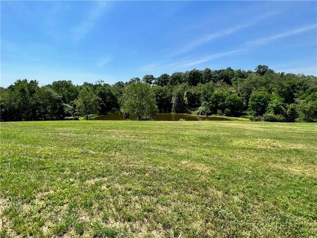 312 Vance, Smith, PA 15021