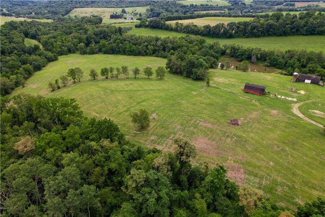 312 Vance, Smith, PA 15021