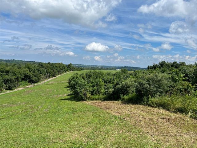 312 Vance, Smith, PA 15021