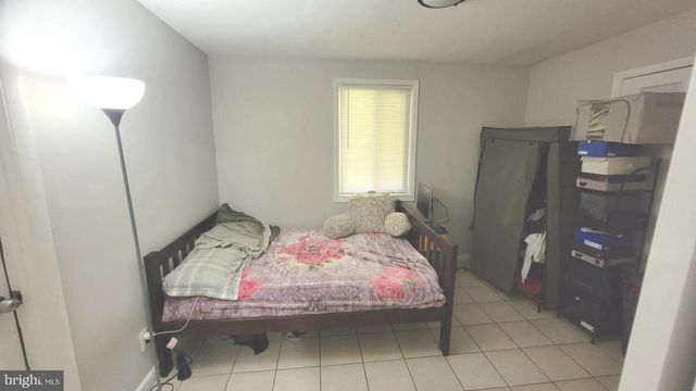 5206 ADDISON RD, Capitol Heights, MD 20743
