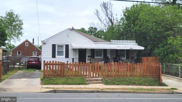 5206 ADDISON RD, Capitol Heights, MD 20743