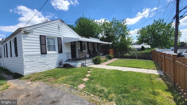 5206 ADDISON RD, Capitol Heights, MD 20743