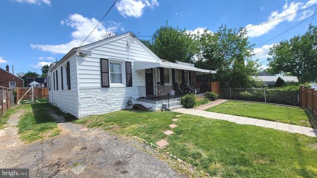 5206 ADDISON RD, Capitol Heights, MD 20743