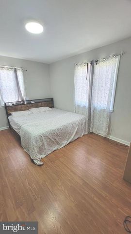 5206 ADDISON RD, Capitol Heights, MD 20743