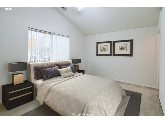 1087 Ne PERL Way, Hillsboro, OR 97006