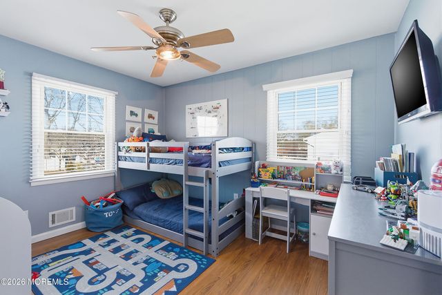 305 Neptune Avenue, Bayville, NJ 08721