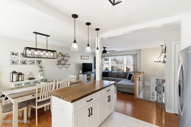 305 Neptune Avenue, Bayville, NJ 08721