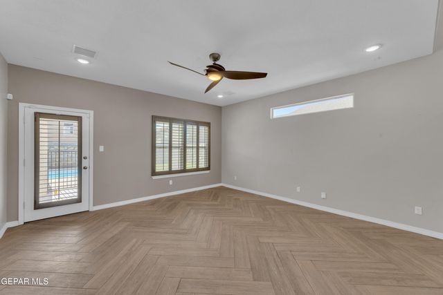 7834 ENCHANTED CLIFF Drive, El Paso, TX 79911