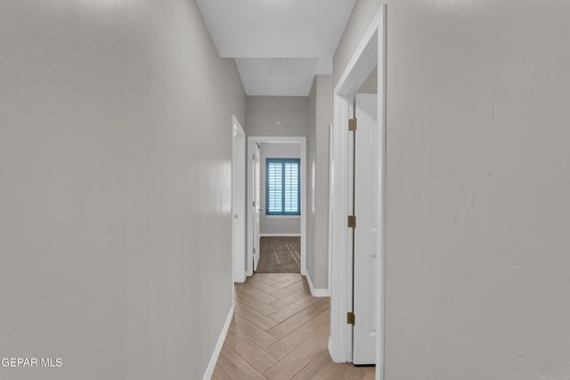 7834 ENCHANTED CLIFF Drive, El Paso, TX 79911