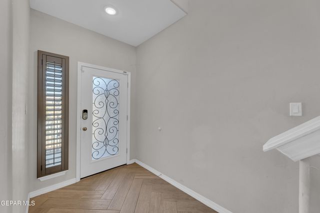 7834 ENCHANTED CLIFF Drive, El Paso, TX 79911