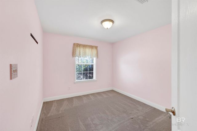 290 Ogden Court, Foley, AL 36535