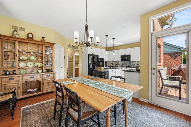 5368 Pinnacle Court, Ann Arbor, MI 48108