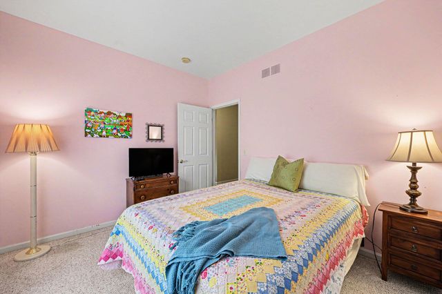 5368 Pinnacle Court, Ann Arbor, MI 48108