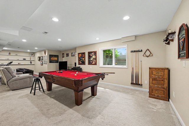 5368 Pinnacle Court, Ann Arbor, MI 48108