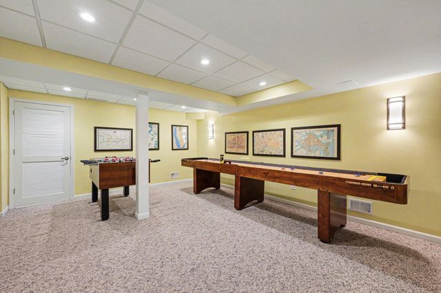 5368 Pinnacle Court, Ann Arbor, MI 48108