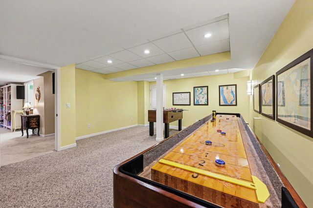 5368 Pinnacle Court, Ann Arbor, MI 48108