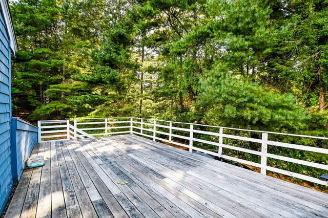 29 Surrey Ln 29, Bourne, MA 02532