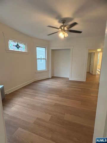 194 Hillside Avenue 2, Glen Ridge, NJ 07028