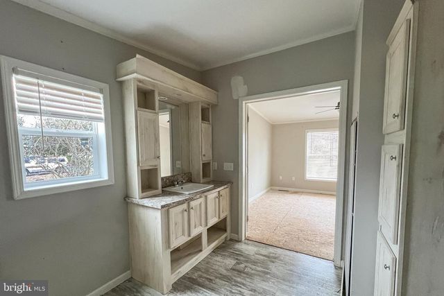490 WALNUT ST, Felton, DE 19943