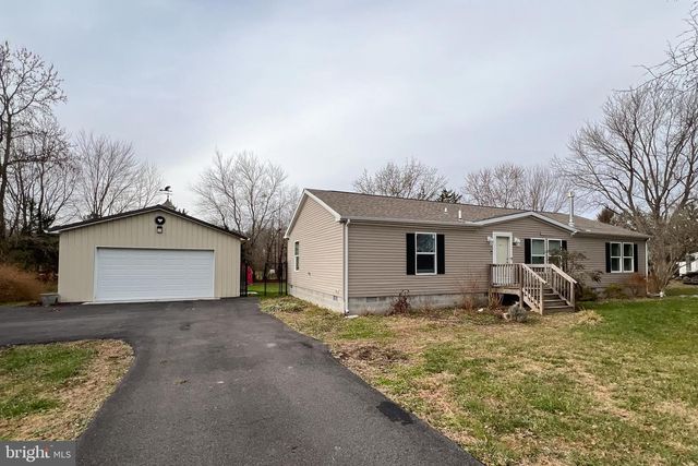 490 WALNUT ST, Felton, DE 19943