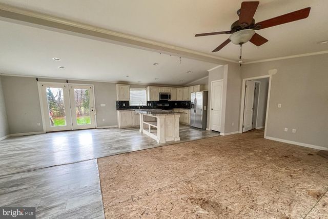 490 WALNUT ST, Felton, DE 19943