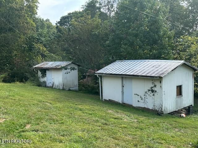 455 Alder Springs Rd, Lafollette, TN 37766