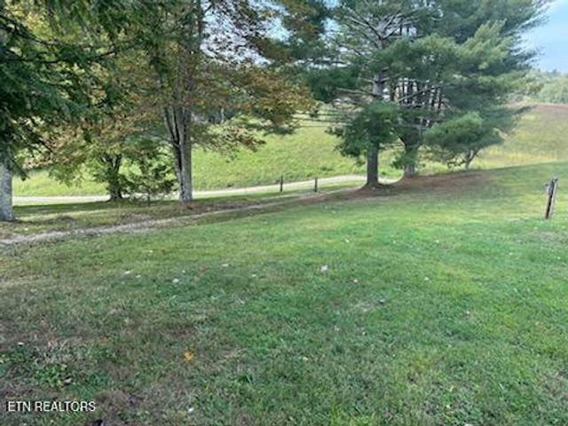 455 Alder Springs Rd, Lafollette, TN 37766