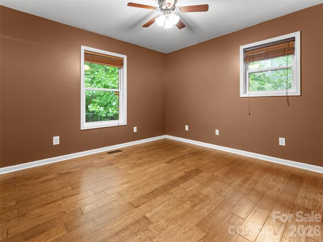 96 Habitat Way, Brevard, NC 28712