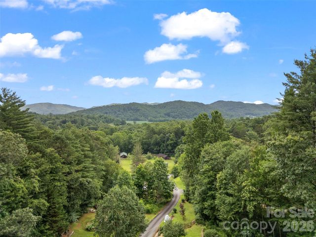 96 Habitat Way, Brevard, NC 28712