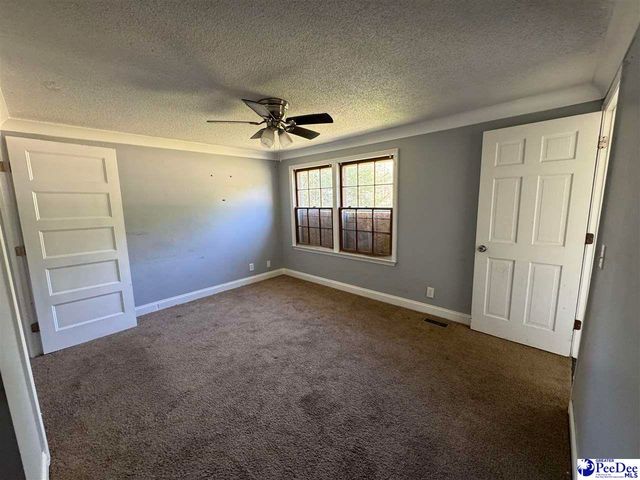 2910 Redwood Dr, Florence, SC 29501