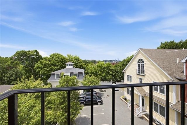 9 Park Street 10, Boston, MA 02122
