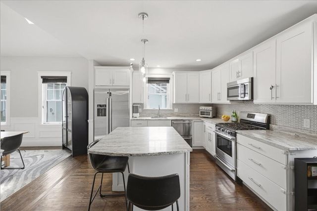 9 Park Street 10, Boston, MA 02122