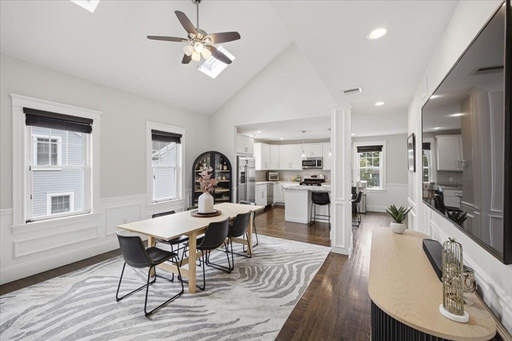 9 Park Street 10, Boston, MA 02122