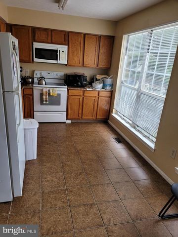 7251 MORRISON DR, Greenbelt, MD 20770