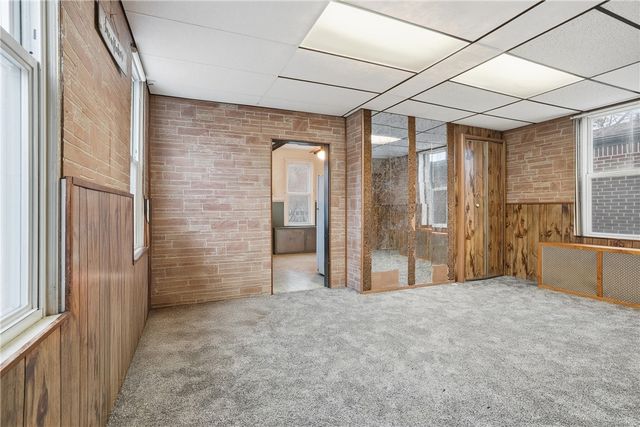 912 Waddell Ave, Clairton, PA 15025