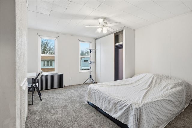 912 Waddell Ave, Clairton, PA 15025