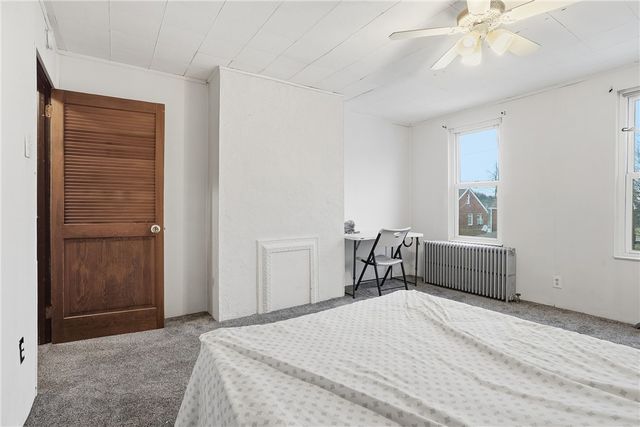 912 Waddell Ave, Clairton, PA 15025