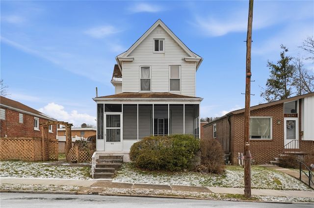 912 Waddell Ave, Clairton, PA 15025