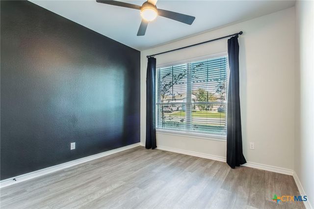 10205 Eaglefire Drive, Temple, TX 76502