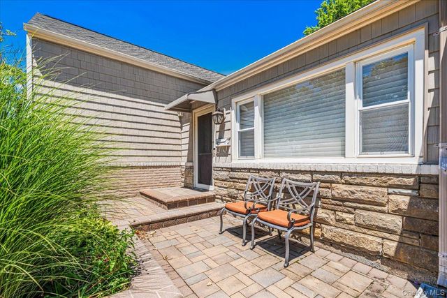 3247 Skillman Avenue, Oceanside, NY 11572