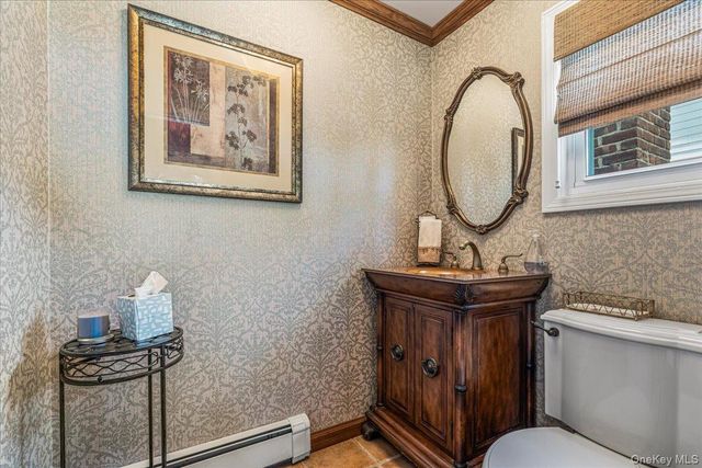 3247 Skillman Avenue, Oceanside, NY 11572