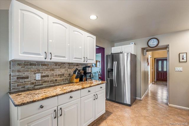 3247 Skillman Avenue, Oceanside, NY 11572
