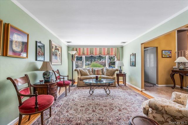 3247 Skillman Avenue, Oceanside, NY 11572