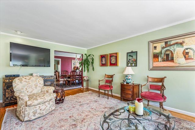 3247 Skillman Avenue, Oceanside, NY 11572